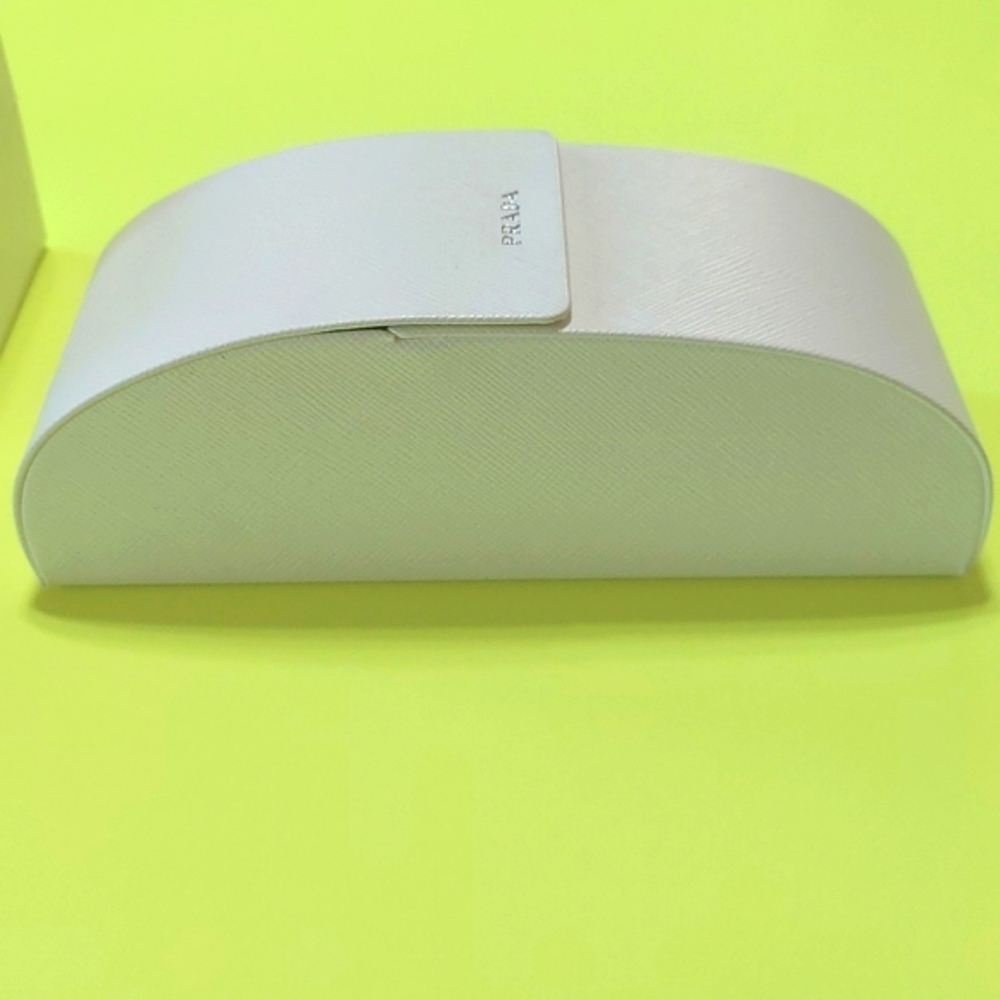 Prada NWOT Off White Sunglass Case With Box And Cloth - Picture 5 of 7